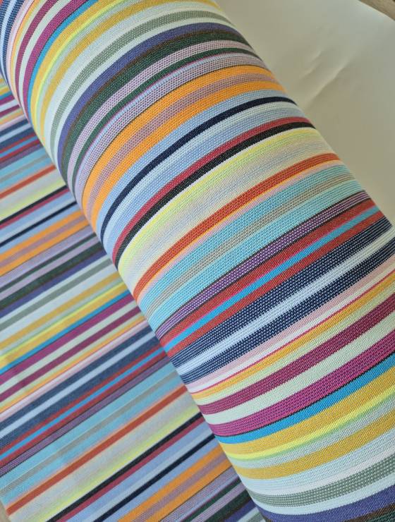 tesaturi impermeabile latime 320 cm