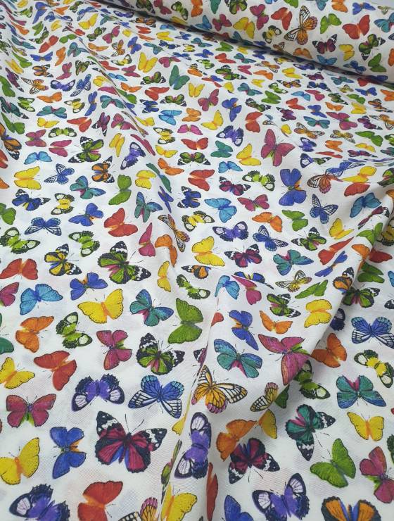 material textil cu fluturasi